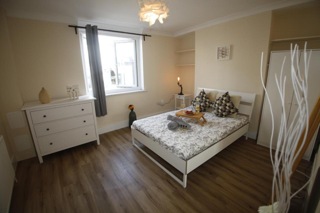 Hygge Camden Town 2 Bedrooms Apartment ลอนดอน ภายนอก รูปภาพ